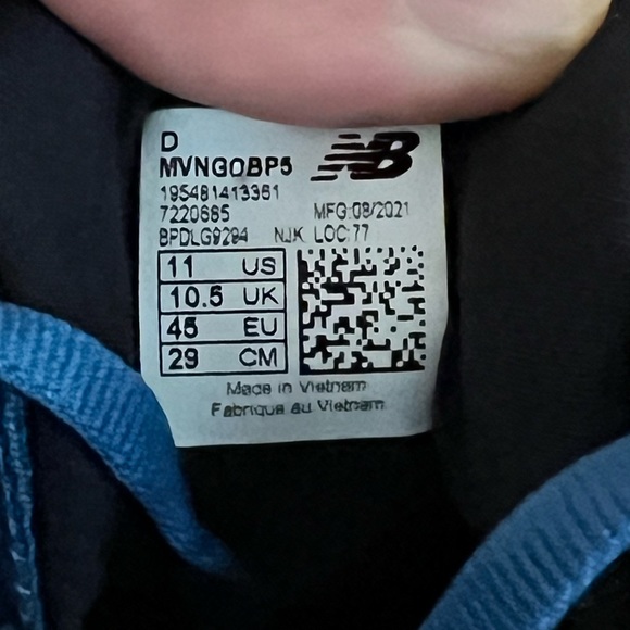 New Balance Vongo v5 running shoes men’s size 11 - Picture 2 of 7